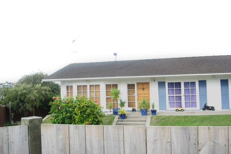 Photo of property in 14 Harford Place, Pakuranga Heights, Auckland, 2010