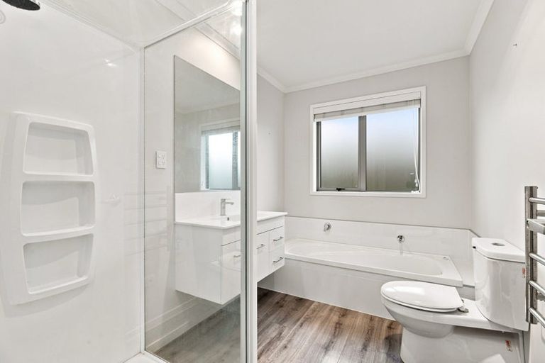 Photo of property in 18 Stevenson Drive, Papamoa, 3118