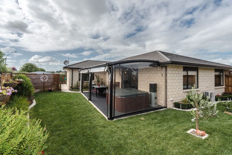 Photo of property in 4 Patatee Terrace, Baverstock, Hamilton, 3200