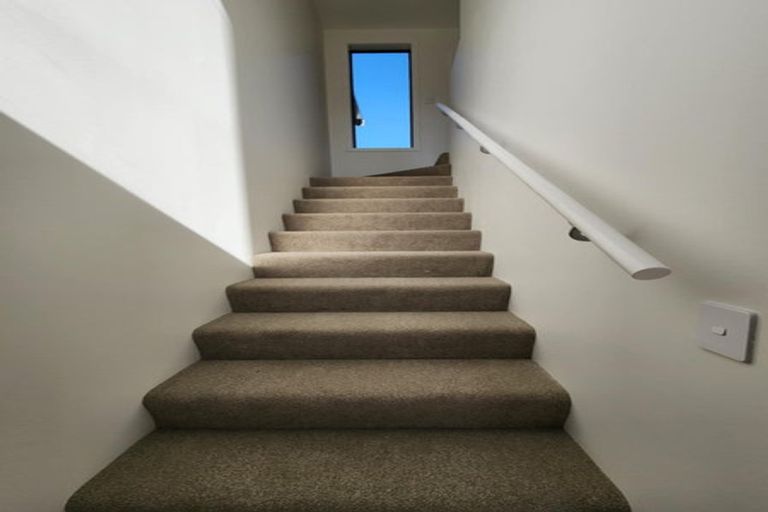 Photo of property in 6/23 Porutu Street, Fairfield, Lower Hutt, 5011