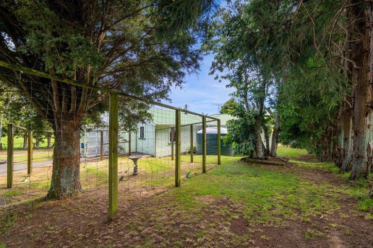 Photo of property in 19 Standish Road, Toko, Stratford, 4392