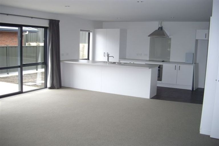 Photo of property in 17 Sunstone Crescent, Brown Owl, Upper Hutt, 5018