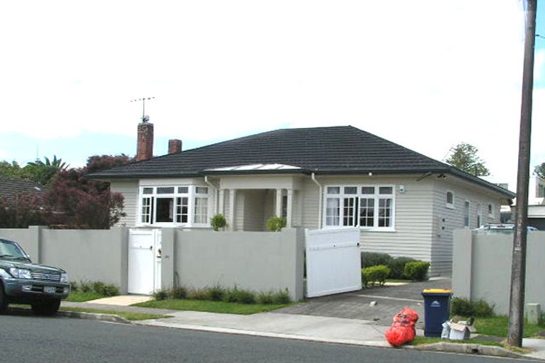 Photo of property in 2a Hororata Road, Hauraki, Auckland, 0622