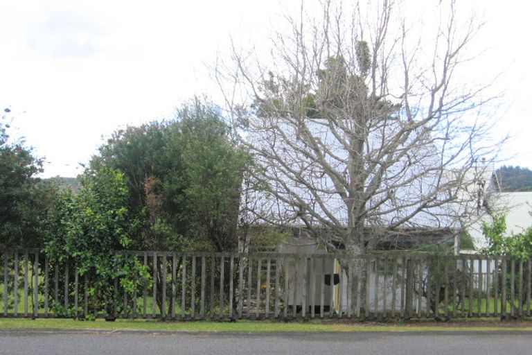 Photo of property in 122 Tukere Drive, Whangamata, 3620
