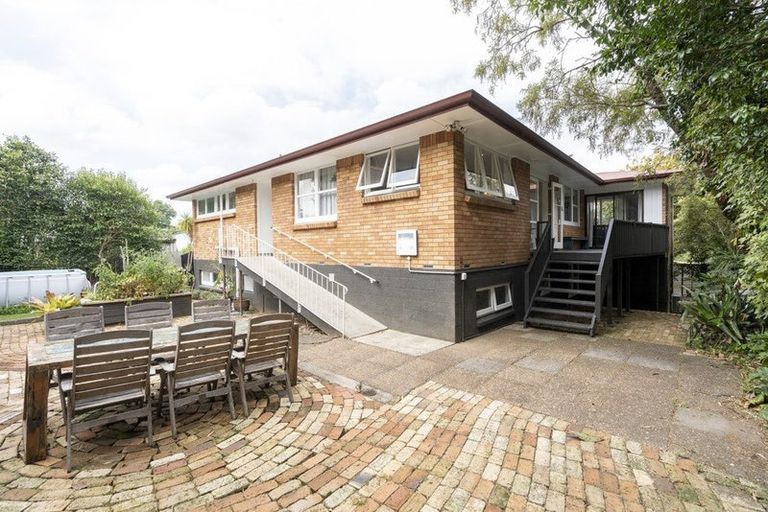 Photo of property in 14 Vista Terrace, Hillcrest, Hamilton, 3216