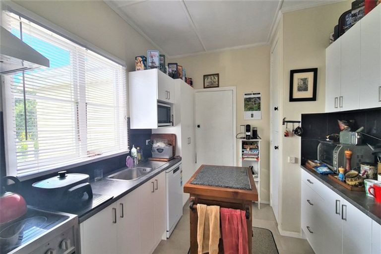 Photo of property in 147 Tasman Street, Opunake, 4616