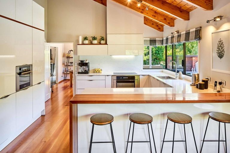 Photo of property in 262b Katherine Mansfield Drive, Whitemans Valley, Upper Hutt, 5371