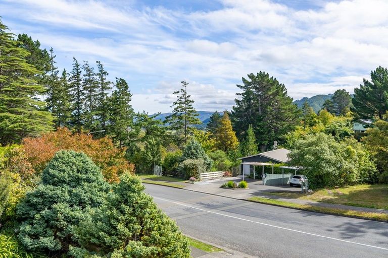 Photo of property in 46 Norana Road, Timberlea, Upper Hutt, 5018