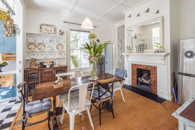 Photo of property in 12 Mays Street, Devonport, Auckland, 0624