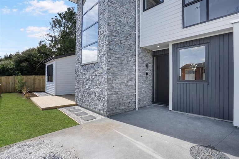 Photo of property in 42 Drumbuoy Drive, Flat Bush, Auckland, 2019