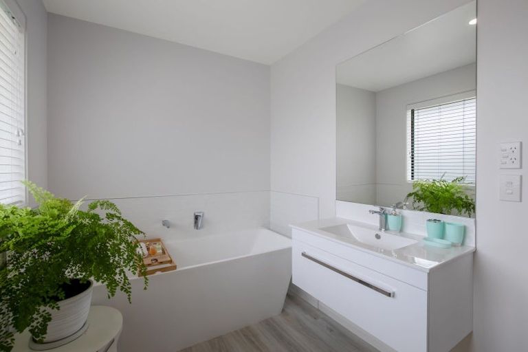 Photo of property in 7 Cherry Avenue, Darfield, 7510