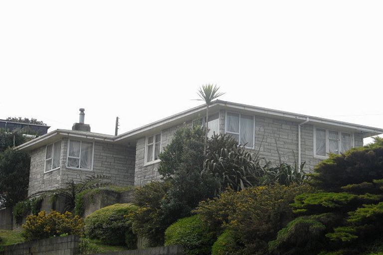 Photo of property in 33 Simons Street, Moturoa, New Plymouth, 4310