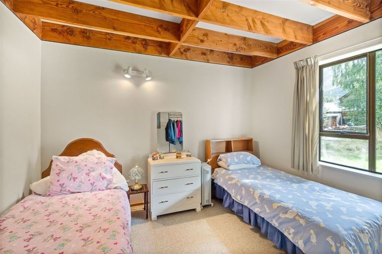 Photo of property in 10 Torlesse Place, Castle Hill, Springfield, 7580