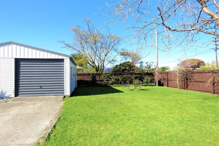 Photo of property in 56 Brougham Street, Westport, 7825