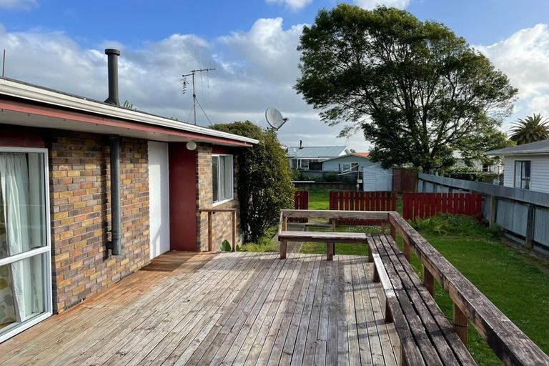 Photo of property in 134 Liverpool Street, Levin, 5510