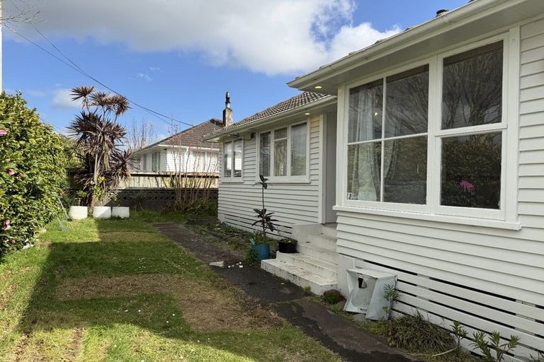 Photo of property in 49/49a Woodleigh Street, Frankleigh Park, New Plymouth, 4310
