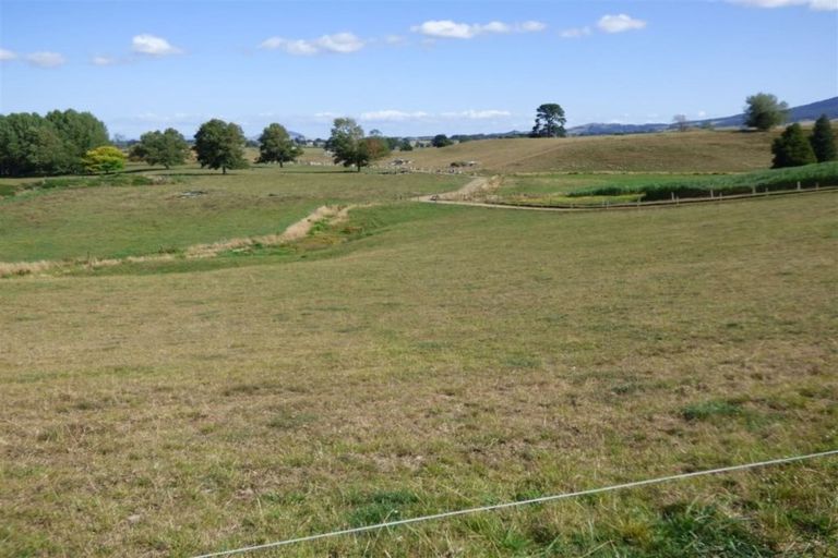 Photo of property in 336 Grove Road, Te Pahu, Hamilton, 3285