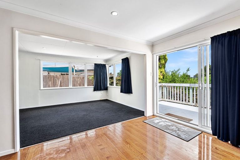 Photo of property in 8 Memorial Drive, Parahaki, Whangarei, 0112