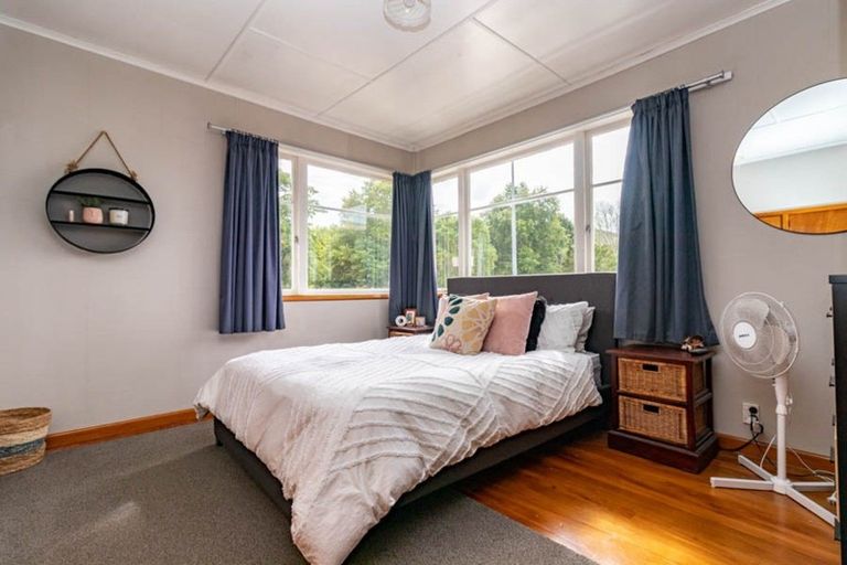 Photo of property in 42 Thames Road, Paeroa, 3600