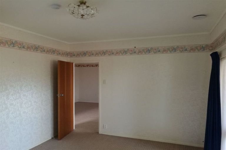 Photo of property in 191a Te Atatu Road, Te Atatu South, Auckland, 0610