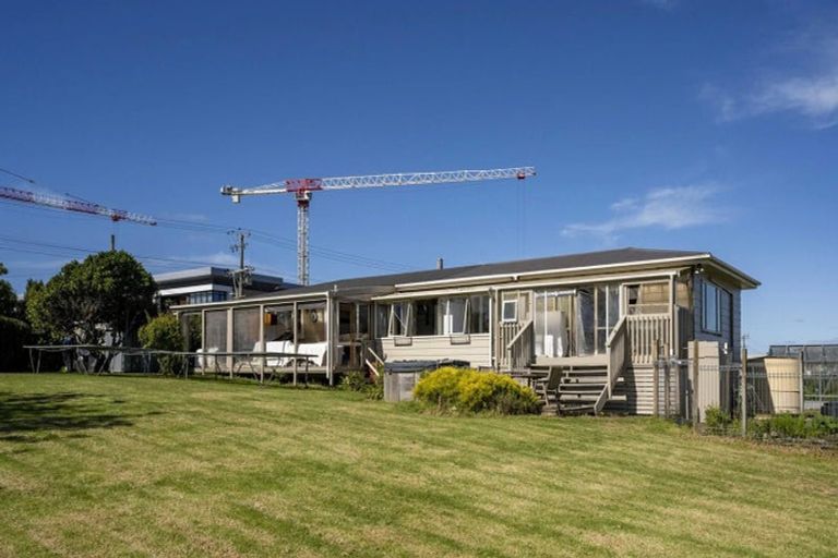 Photo of property in 2 Scott Road, Hobsonville, Auckland, 0616