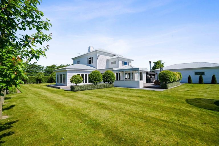 Photo of property in 27 Cairnbrae Drive, Prebbleton, 7604