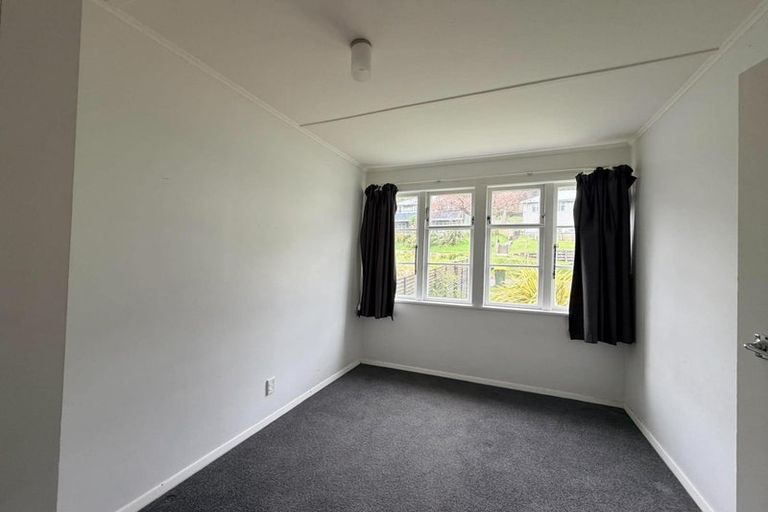 Photo of property in 28 Judd Crescent, Naenae, Lower Hutt, 5011