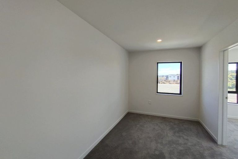 Photo of property in 6 Minhas Road, Papakura, 2110