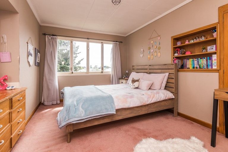 Photo of property in 39 Eglinton Street, Winton, 9720