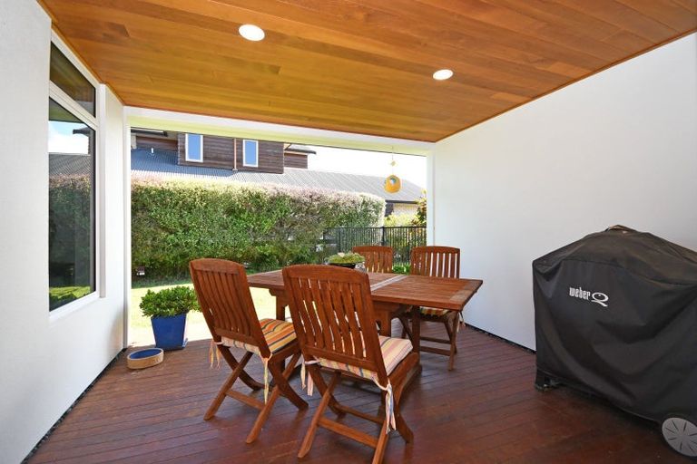 Photo of property in 19 Montgomery Crescent, Kinloch, Taupo, 3377