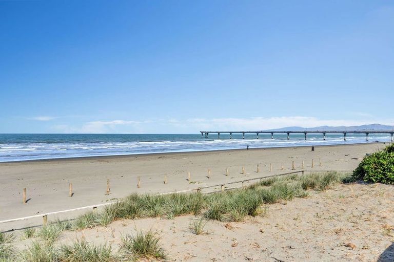 Photo of property in 32/180 Marine Parade, New Brighton, Christchurch, 8083