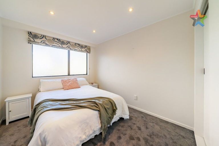 Photo of property in 28 Mcenroe Grove, Naenae, Lower Hutt, 5011