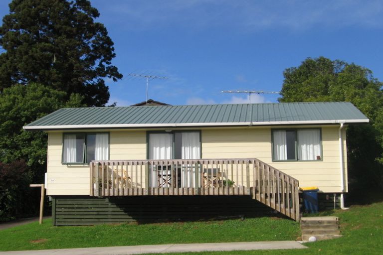 Photo of property in 5 Arlette Place, Massey, Auckland, 0614