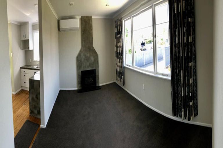 Photo of property in 35 Kettle Avenue, Awapuni, Palmerston North, 4412