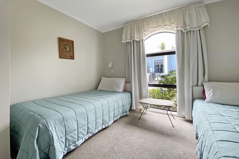 Photo of property in 25 Fairway Drive, Kerikeri, 0230