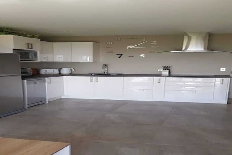 Photo of property in 30 Harry Ell Drive, Cashmere, Christchurch, 8022