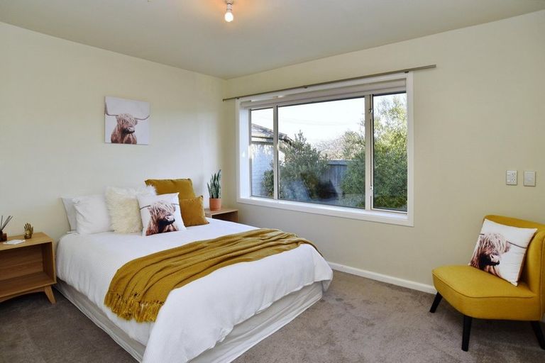 Photo of property in 8 Waitikiri Drive, Parklands, Christchurch, 8083