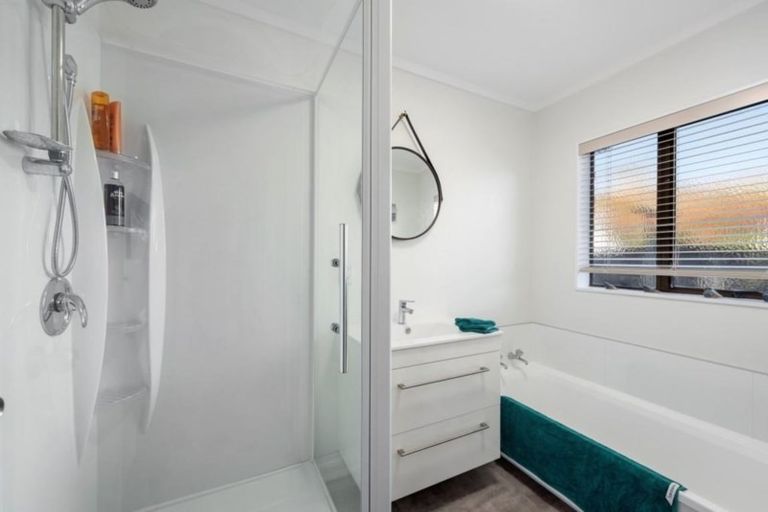 Photo of property in 3a Seaway Terrace, Otumoetai, Tauranga, 3110