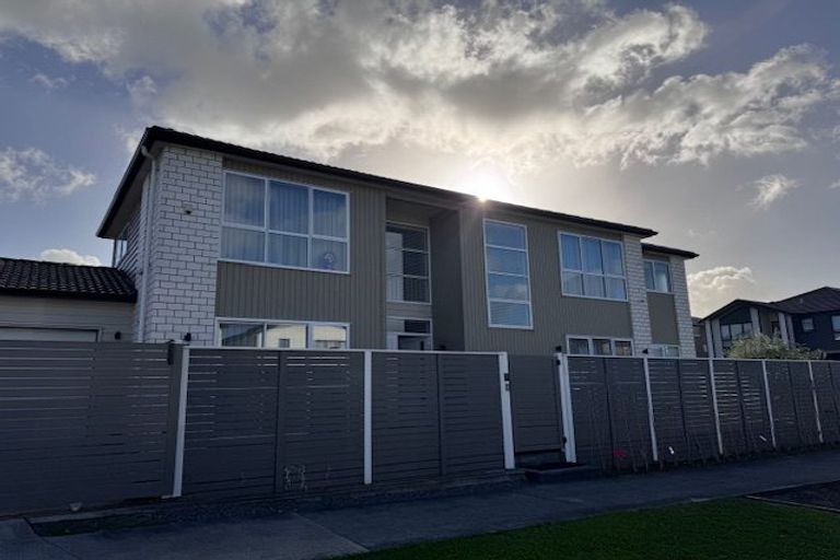 Photo of property in 5 Ksenia Drive, Flat Bush, Auckland, 2019