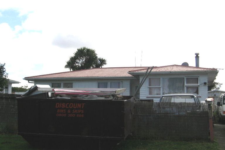 Photo of property in 20 Glen Norman Avenue, Henderson, Auckland, 0610