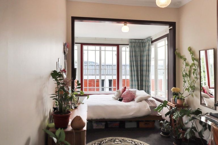 Photo of property in 21b Tinakori Road, Thorndon, Wellington, 6011