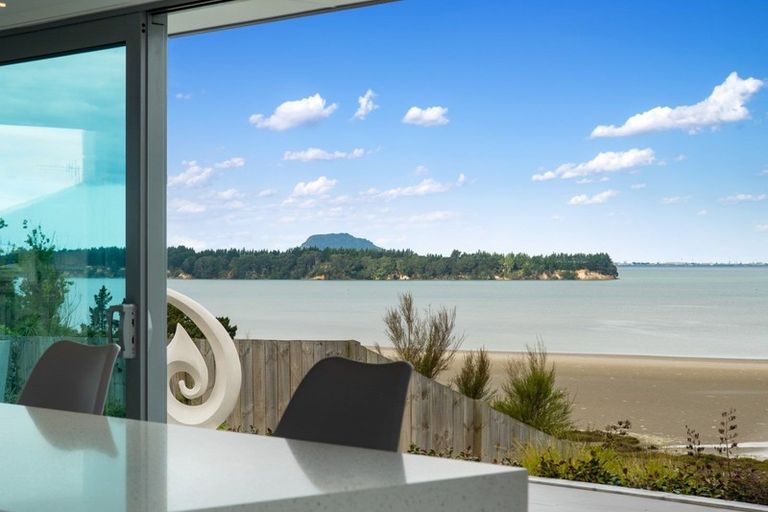 Photo of property in 10 Edmondson Lane, Omokoroa, 3114