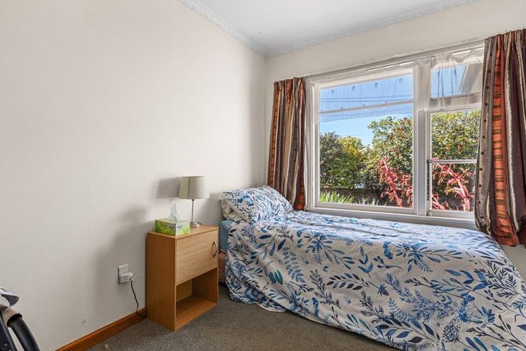 Photo of property in 37 Appleby Crescent, Burnside, Christchurch, 8053