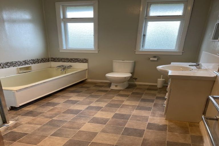 Photo of property in 164a Ferguson Street, West End, Palmerston North, 4412