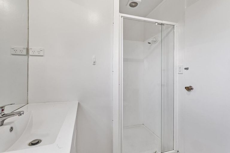 Photo of property in 103 Flat Bush Road, Clover Park, Auckland, 2023