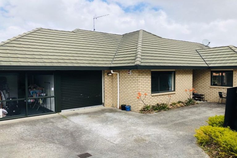 Photo of property in 4 Rathmar Drive, Manurewa, Auckland, 2105