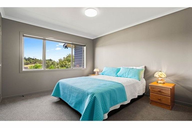 Photo of property in 2 Sanctuary Lane, Mangawhai, 0573