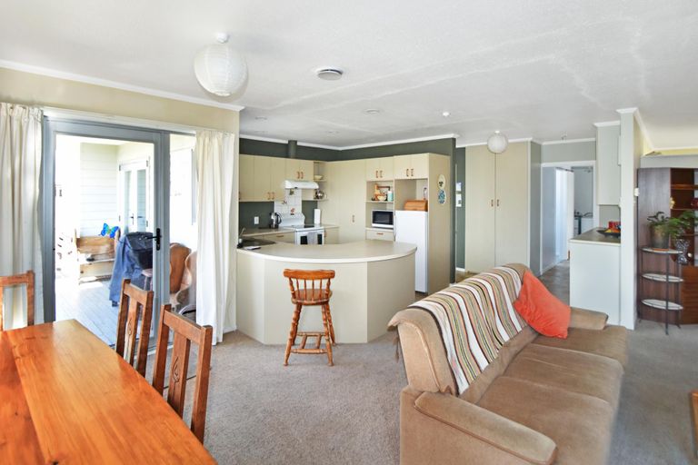 Photo of property in 60 Mackenzie Drive, Twizel, 7901