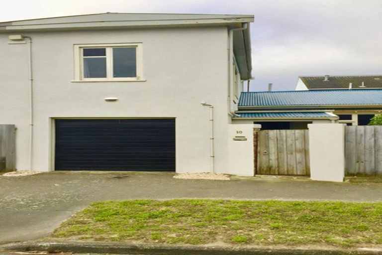 Photo of property in 369 Marine Parade, New Brighton, Christchurch, 8061