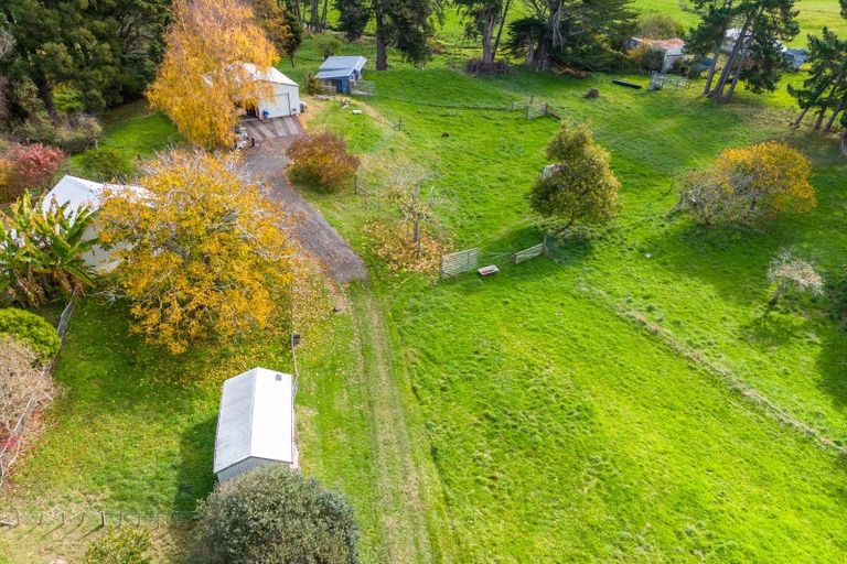 Photo of property in 46 Te Horo Beach Road, Te Horo, Otaki, 5581